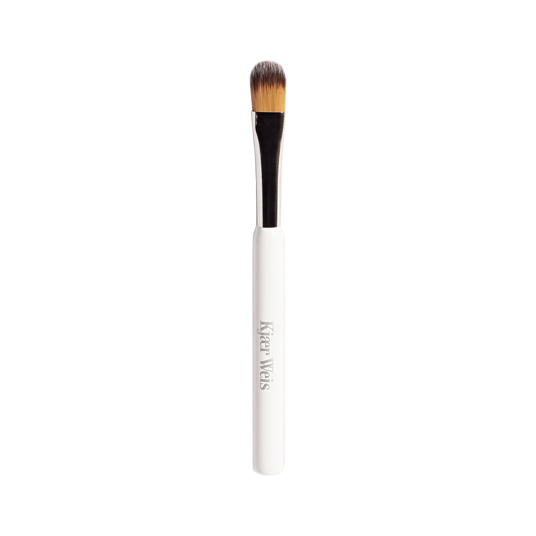 Kjaer Weis Kjaer Weis Concealer Brush One Size | Real Beauty Outlet